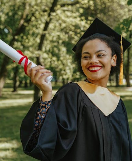 Купить диплом бухгалтера в Симферополе